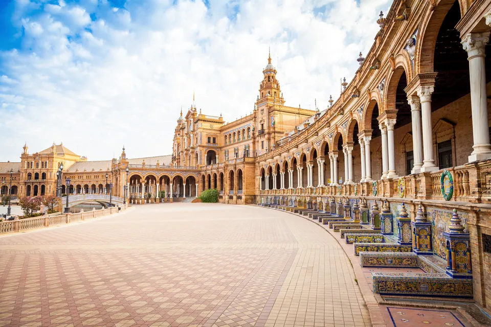 Arquitectura de la Plaza de España de Sevilla
